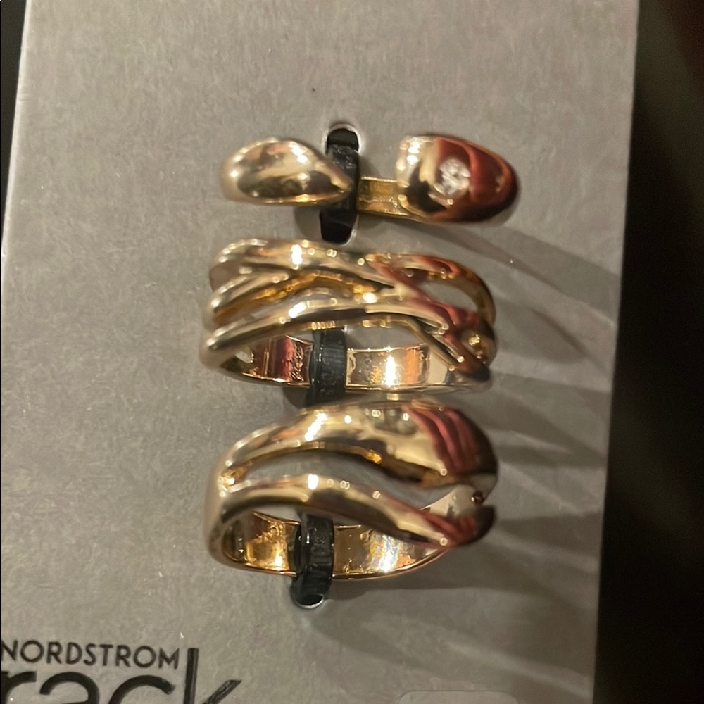 Nordstrom Rack Gold Rings Set - Picture 6 of 6